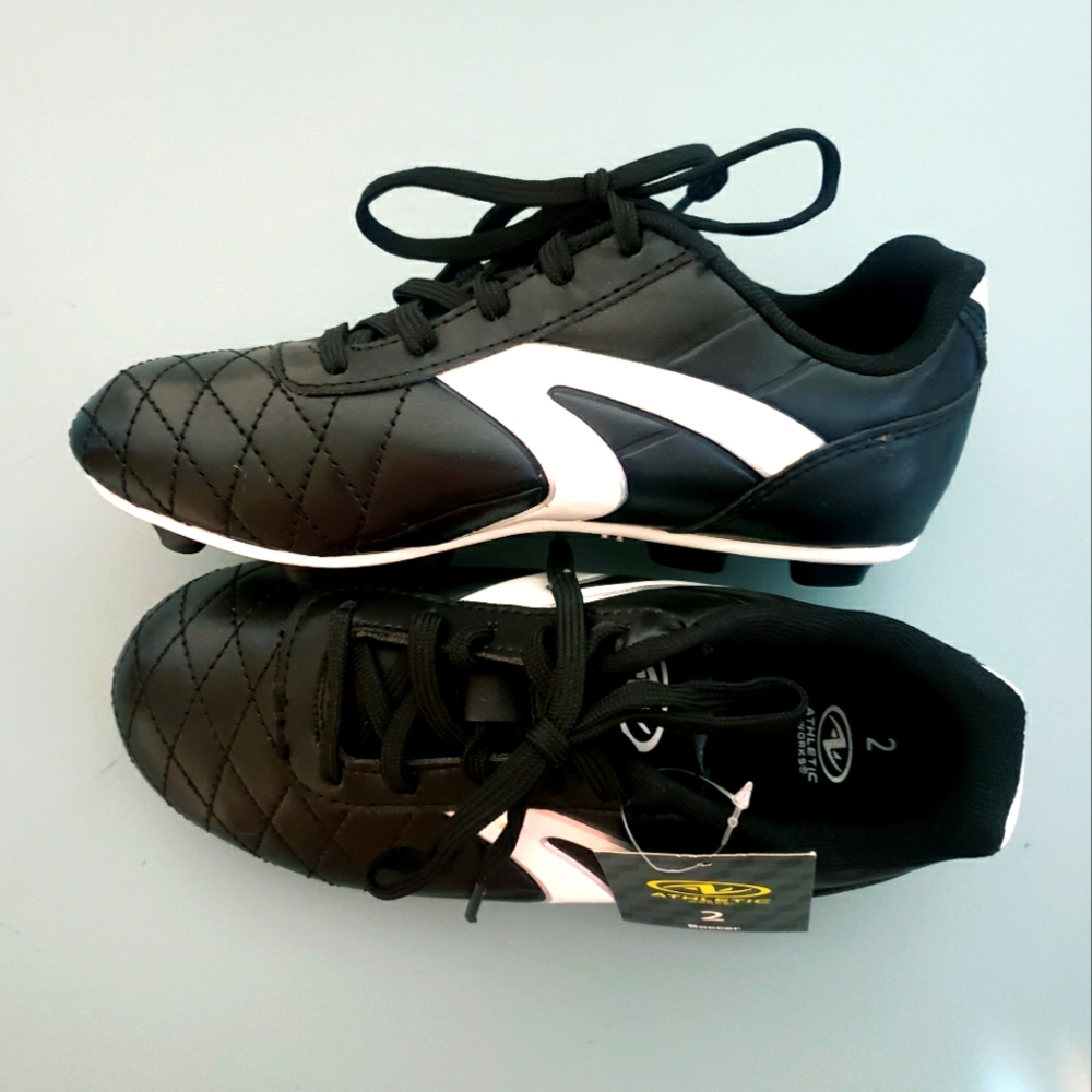 Boys Baseball Cleats Youth Size 2-NWT
